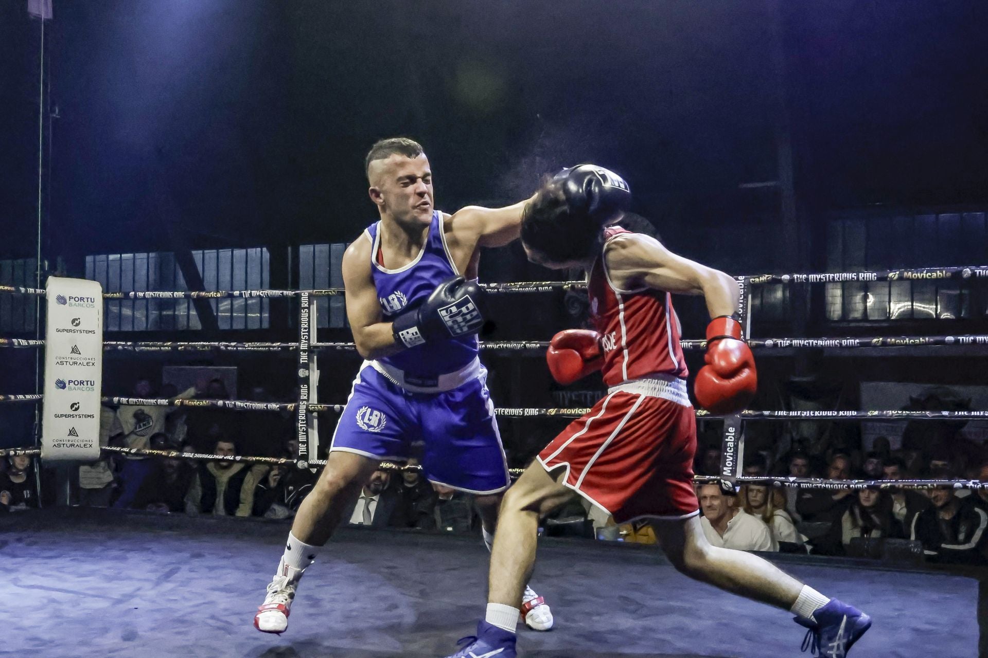 Las mejores fotos de los combates de boxeo de élite en Castrillón