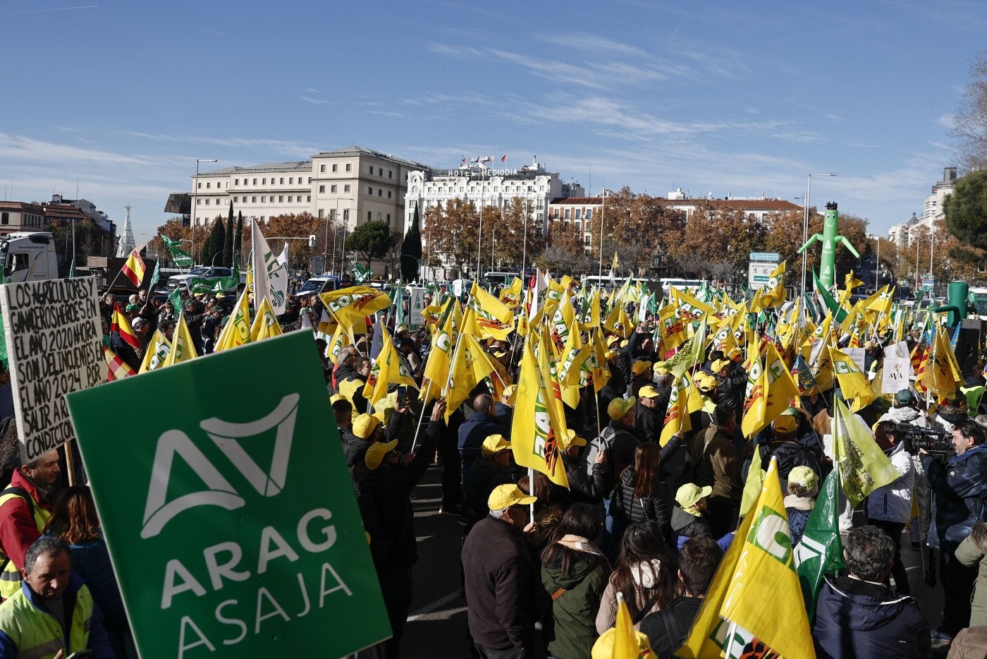 El campo estalla en Madrid contra el pacto de libre comercio entre la UE y Mercosur