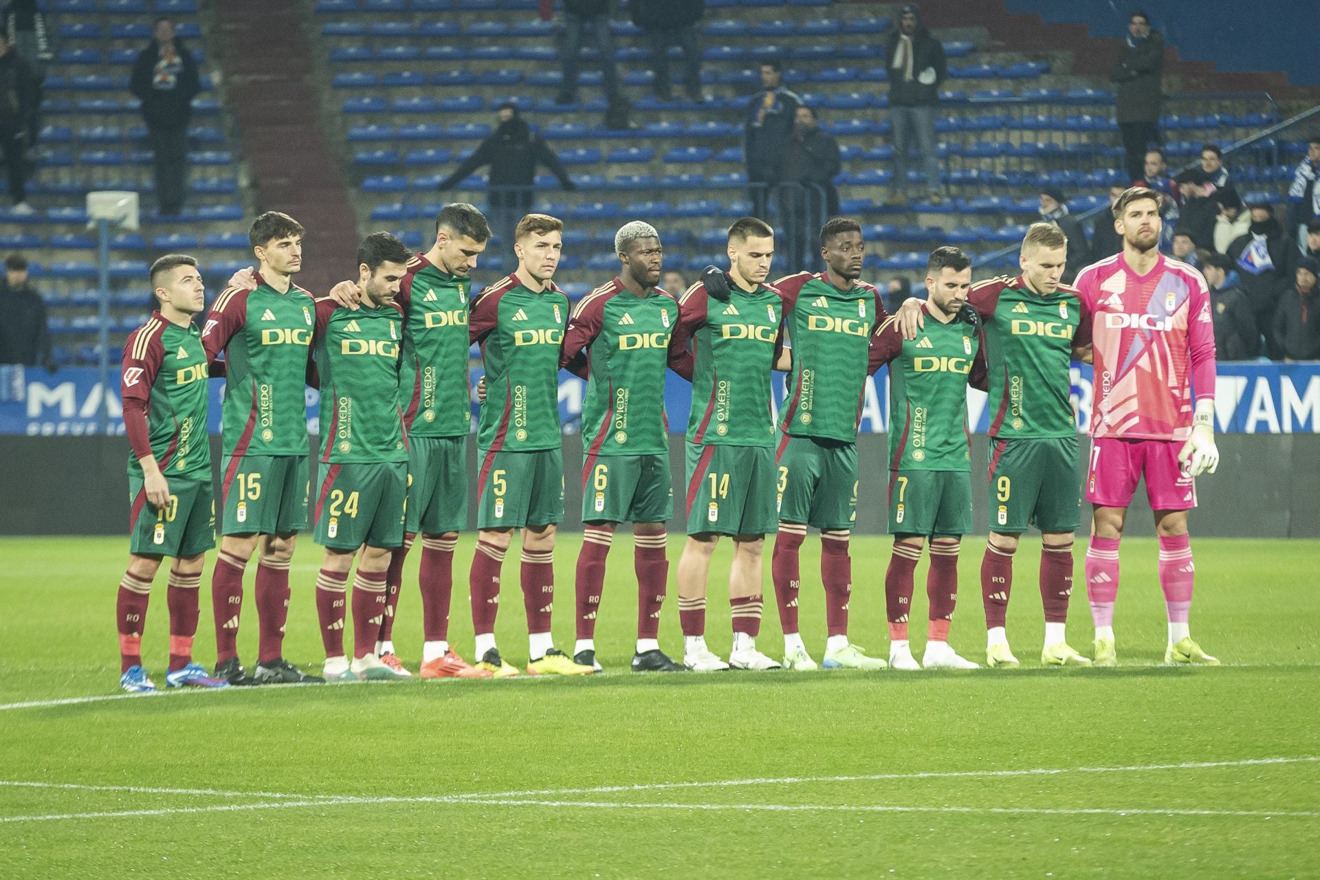 Las mejores imágenes del Real Zaragoza - Real Oviedo