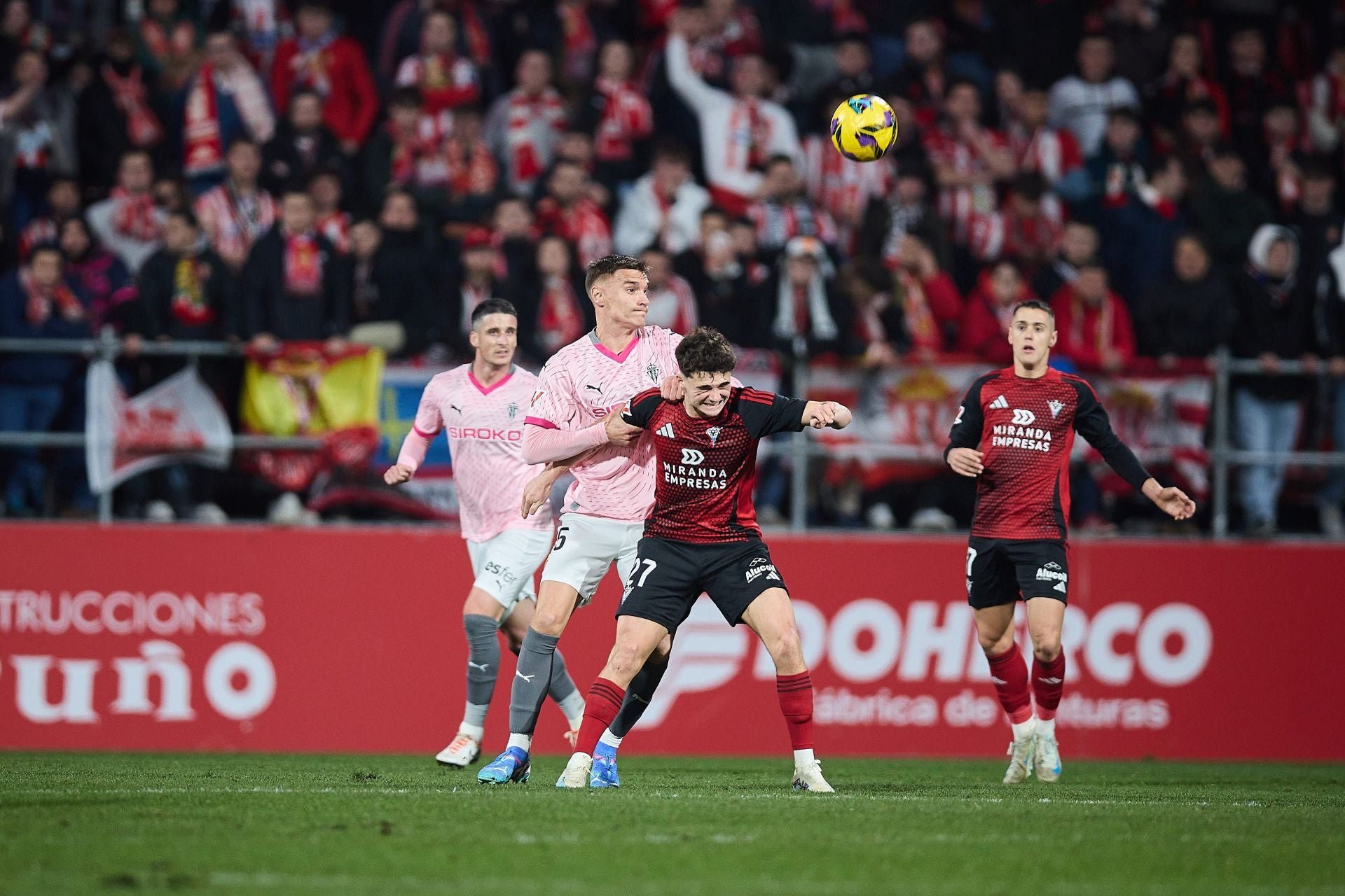 Las mejores imágenes del Mirandés 1 - 1 Sporting de Gijón