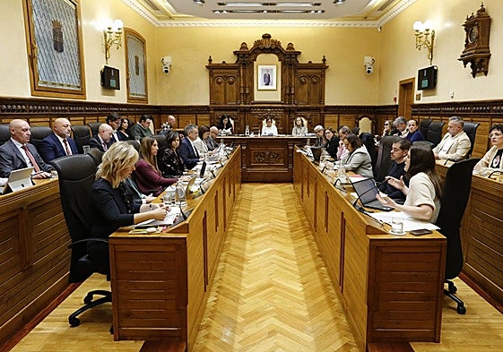 Un momento de la celebración del Pleno de Gijón este miércoles.