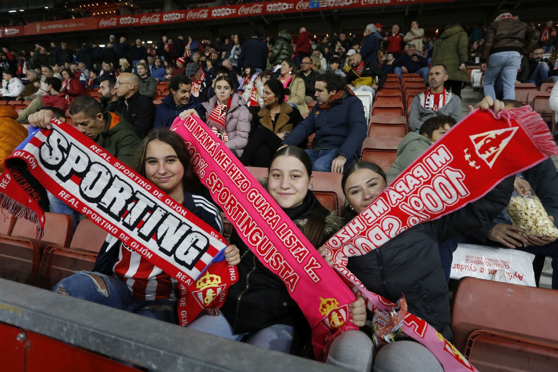 ¿Estuviste en el Sporting - Málaga? ¡Búscate!