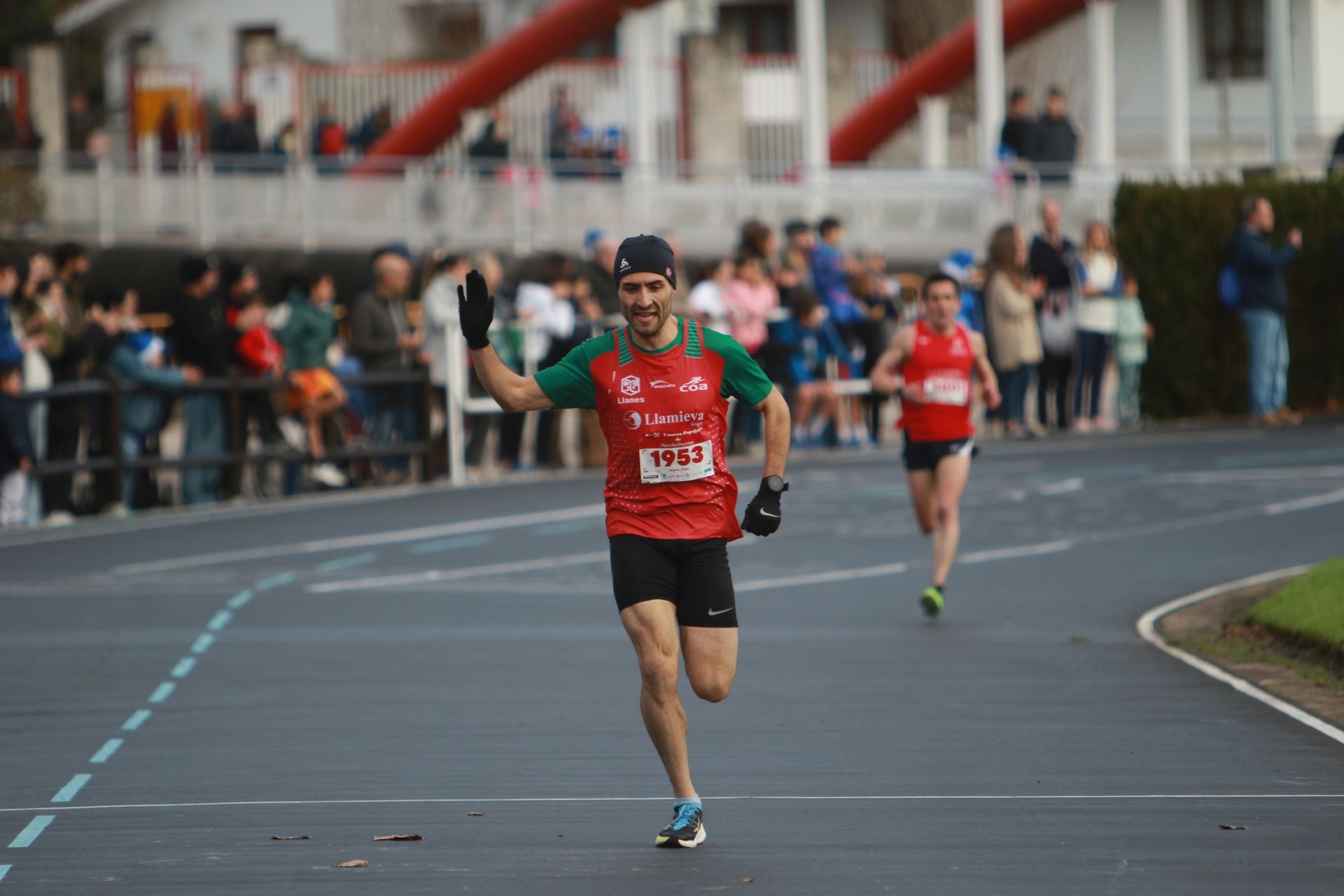 Una carrera mañanera para empezar la Nochebuena en Gijón