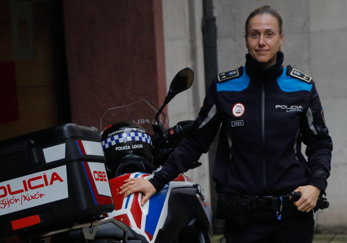 Natalia García Castañón, subinspectora de la Policía Local de Gijón.