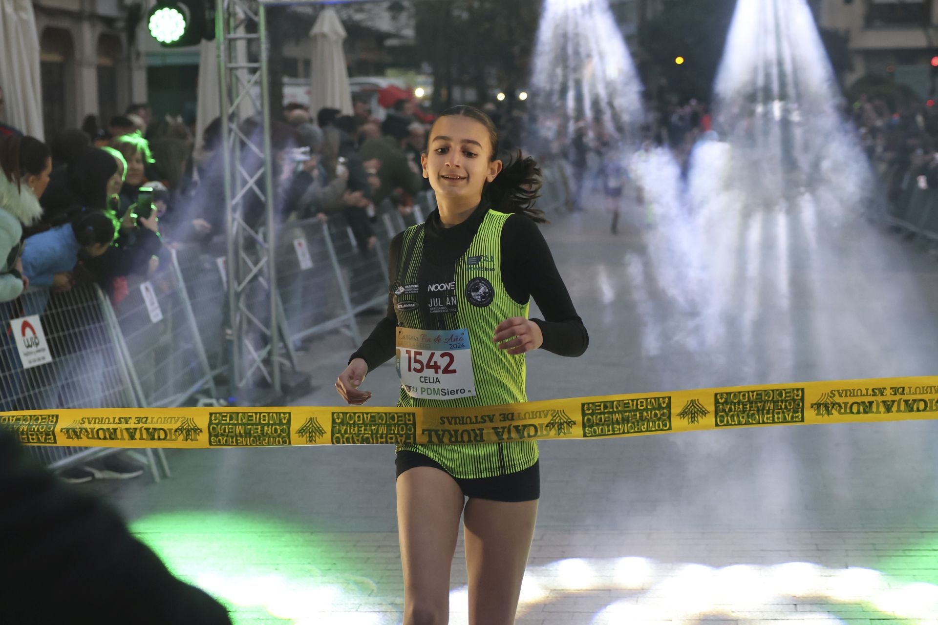 Siero se adelanta a la Nochevieja: todas las fotos de la Carrera de Fin de año