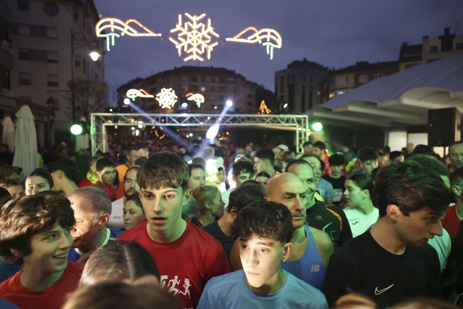 Siero se adelanta a la Nochevieja: todas las fotos de la Carrera de Fin de año