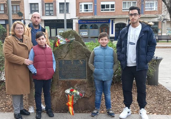 María Ángeles López, Elías Sánchez y sus hijos Pablo, Hugo y Raúl.