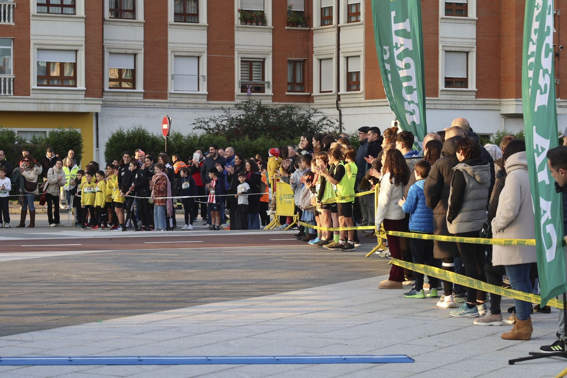 Las mejores fotos de la Carrera Fin de Año de Lugones