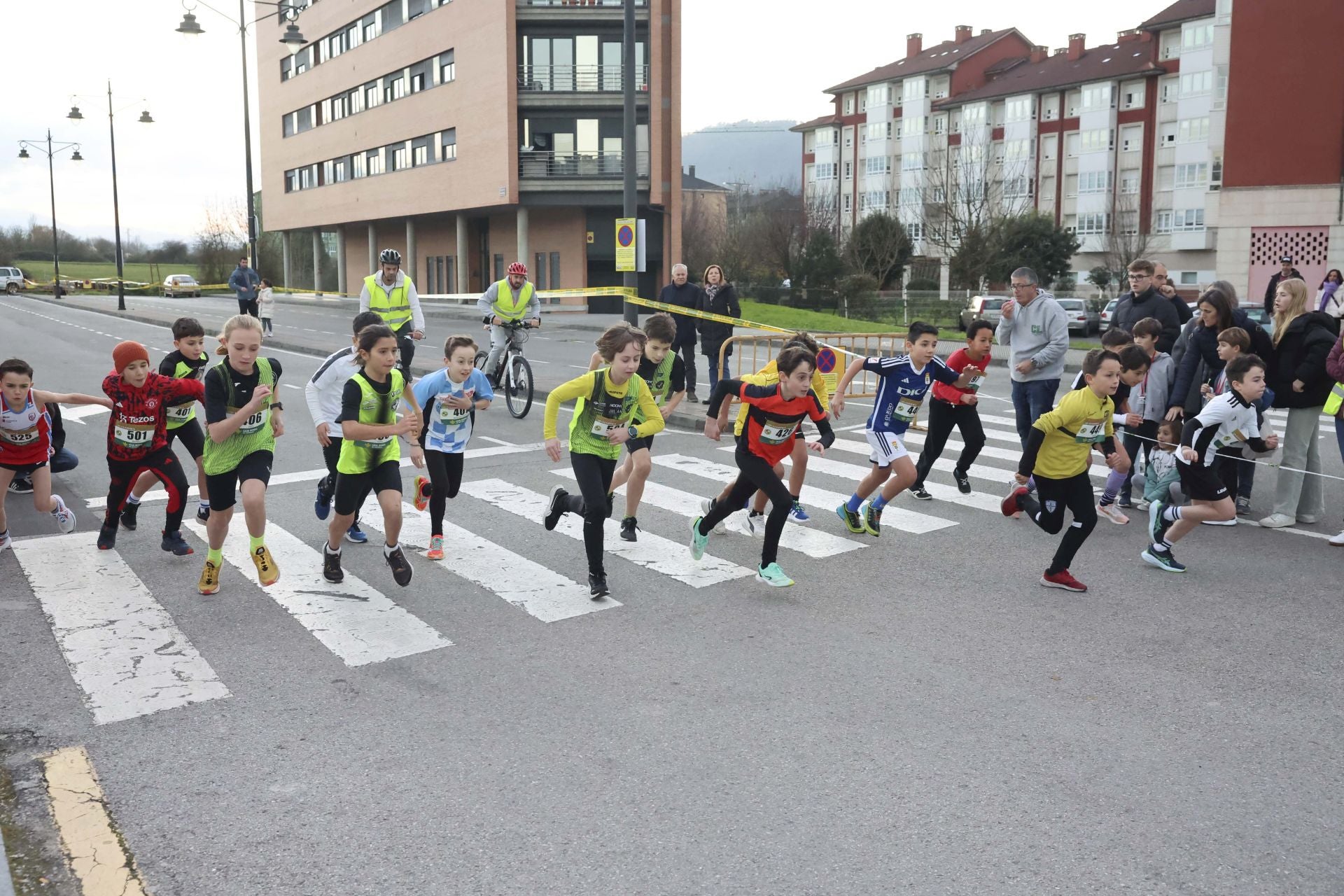 Las mejores fotos de la Carrera Fin de Año de Lugones