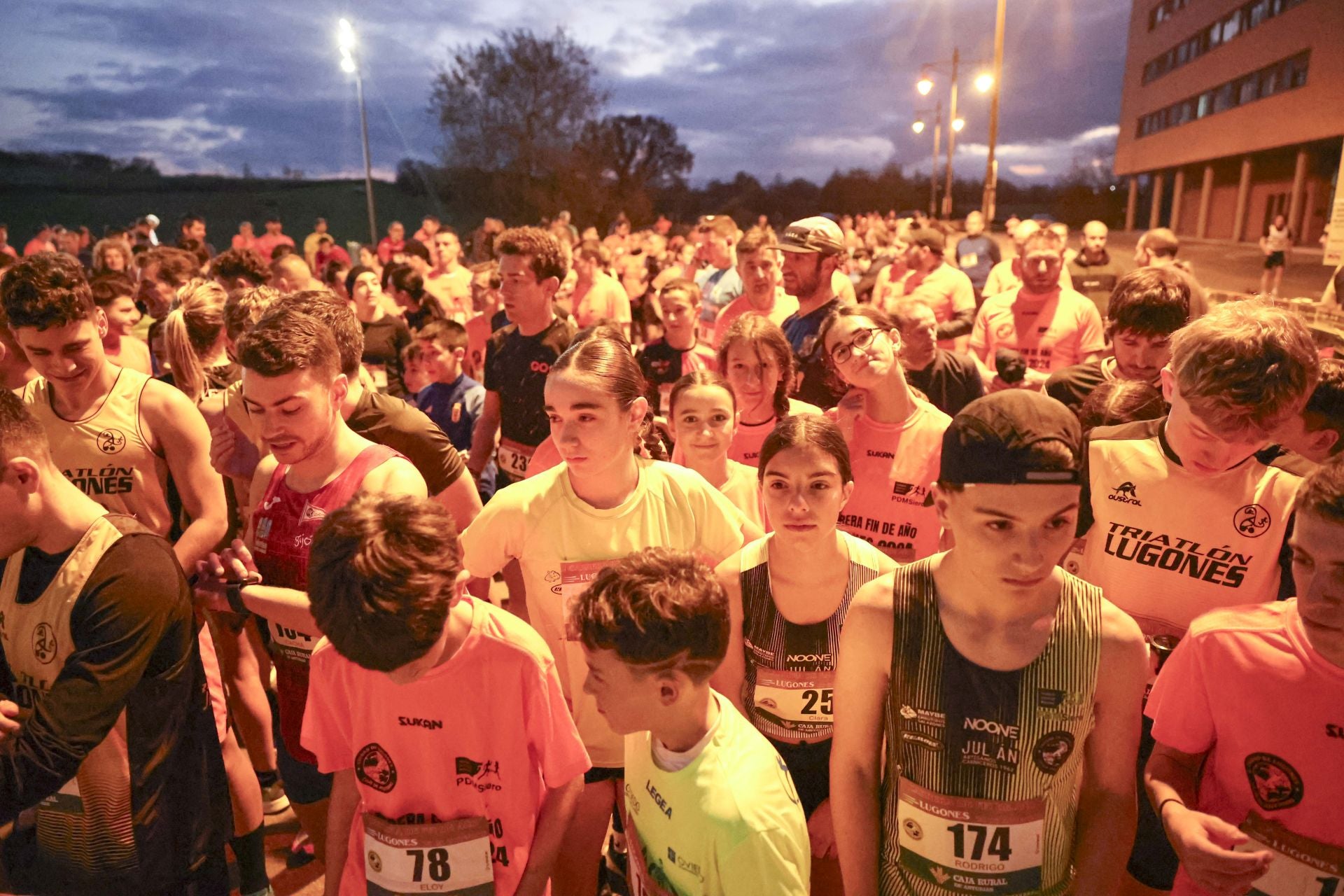 Las mejores fotos de la Carrera Fin de Año de Lugones