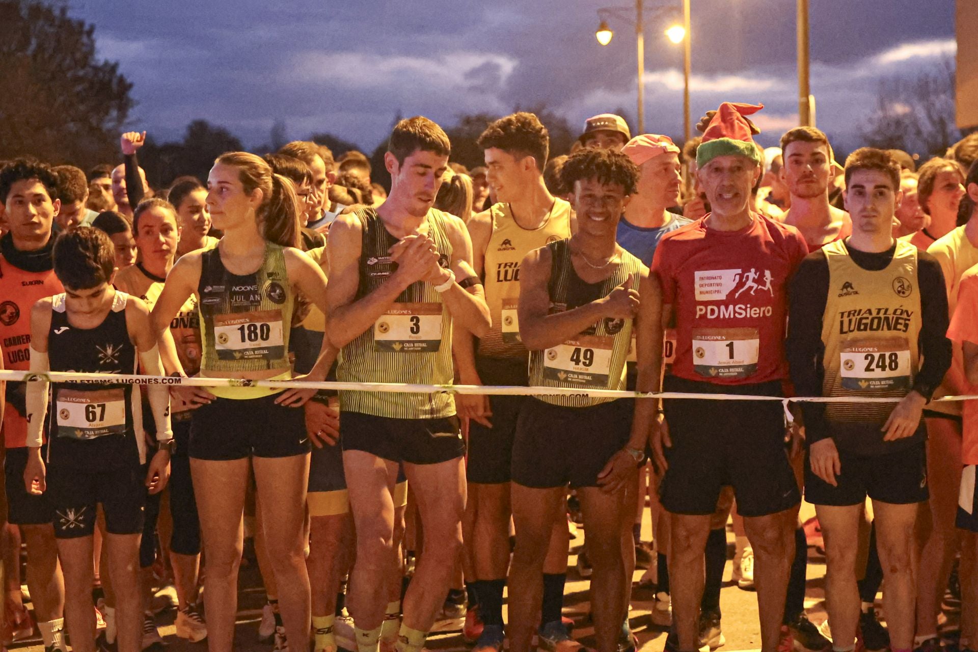 Las mejores fotos de la Carrera Fin de Año de Lugones