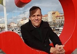 Manolo Sánchez Murias, en 'Letronas' de Gijón.