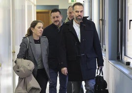 María Calvo (Fade), Javier Fernández Lanero (UGT Asturias) y José Manuel Zapico (CC OO Asturias), durante las negociaciones para el último acuerdo de concertación.