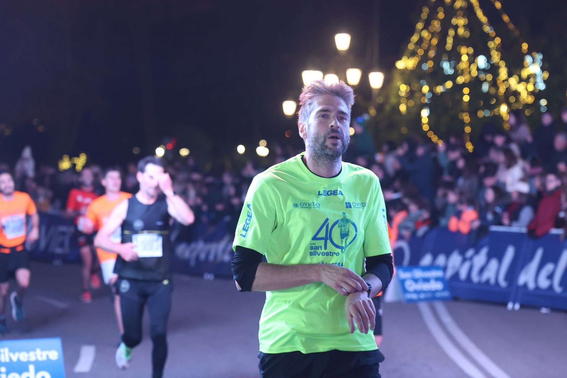 Oviedo despide el año a golpe de zapatilla por San Silvestre