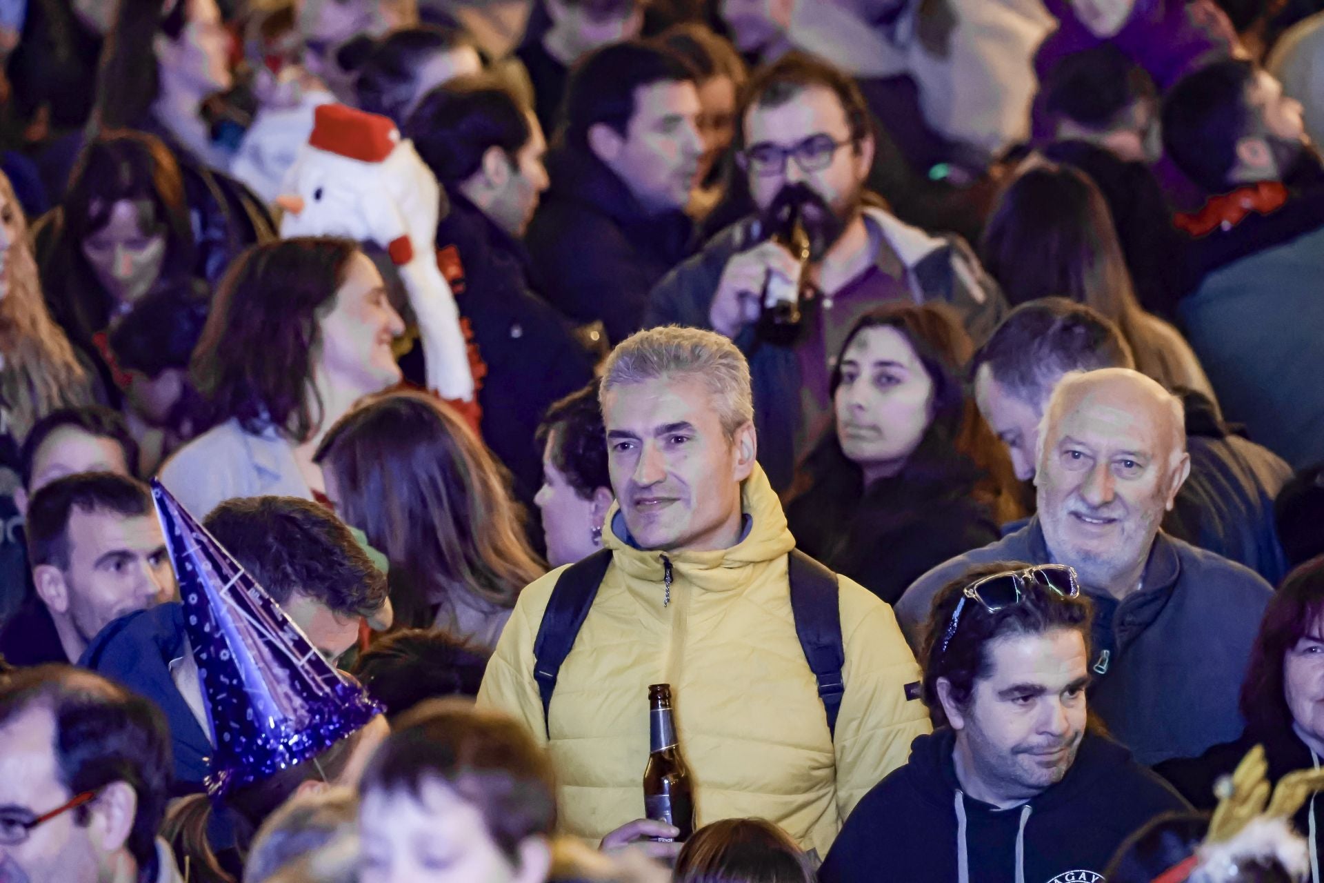 Los más pequeños reciben el año adelantado en las pequecampanadas de Gijón