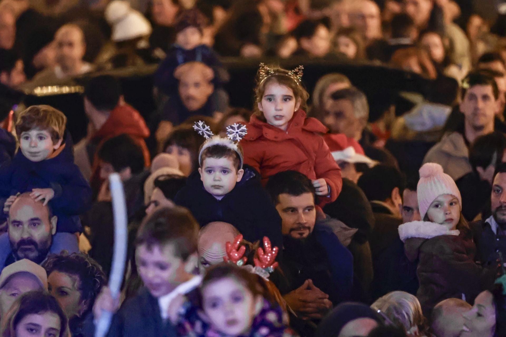 Los más pequeños reciben el año adelantado en las pequecampanadas de Gijón