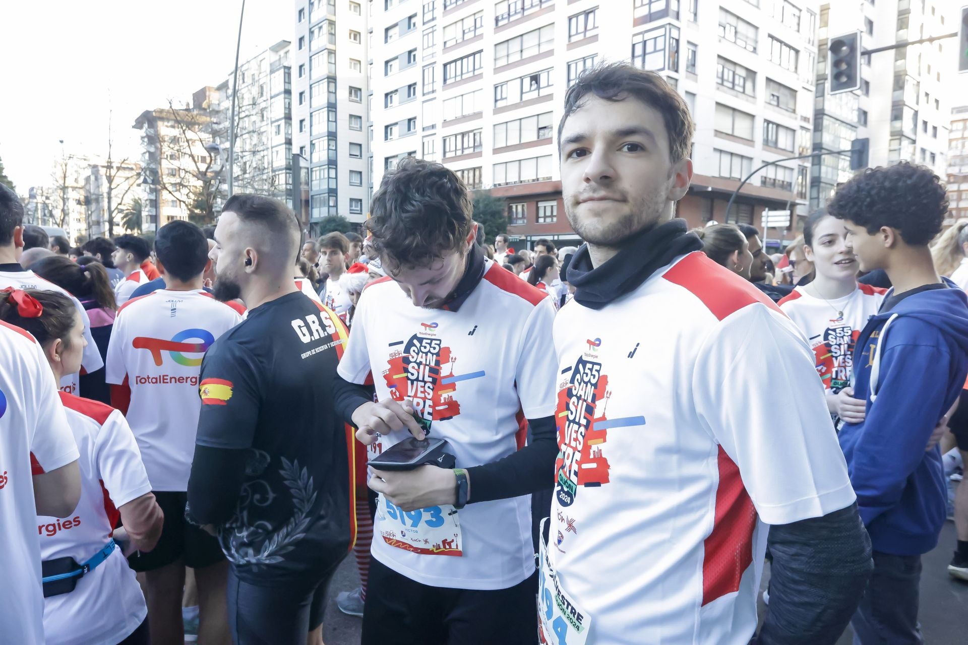 La San Silvestre vuela por las calles de Gijón