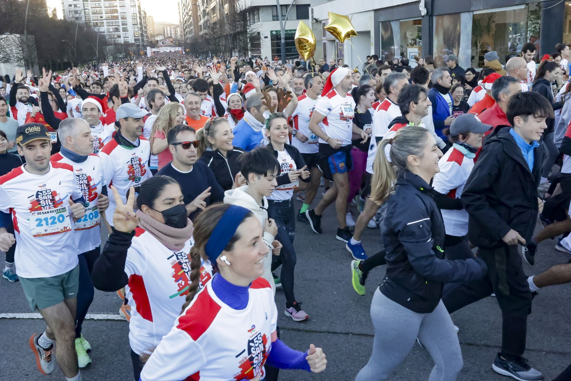 La San Silvestre vuela por las calles de Gijón