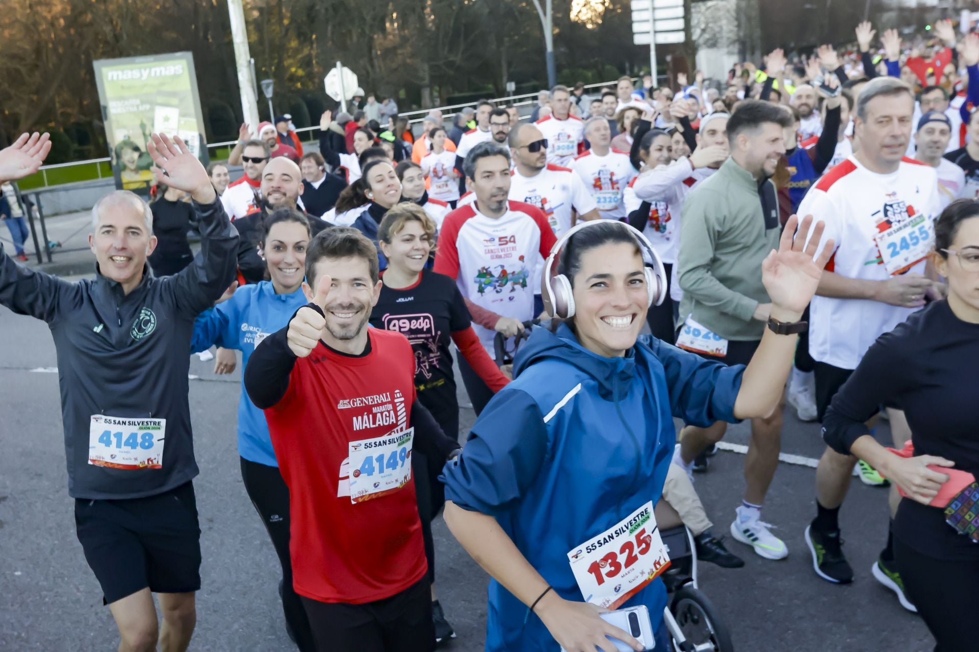 La San Silvestre vuela por las calles de Gijón