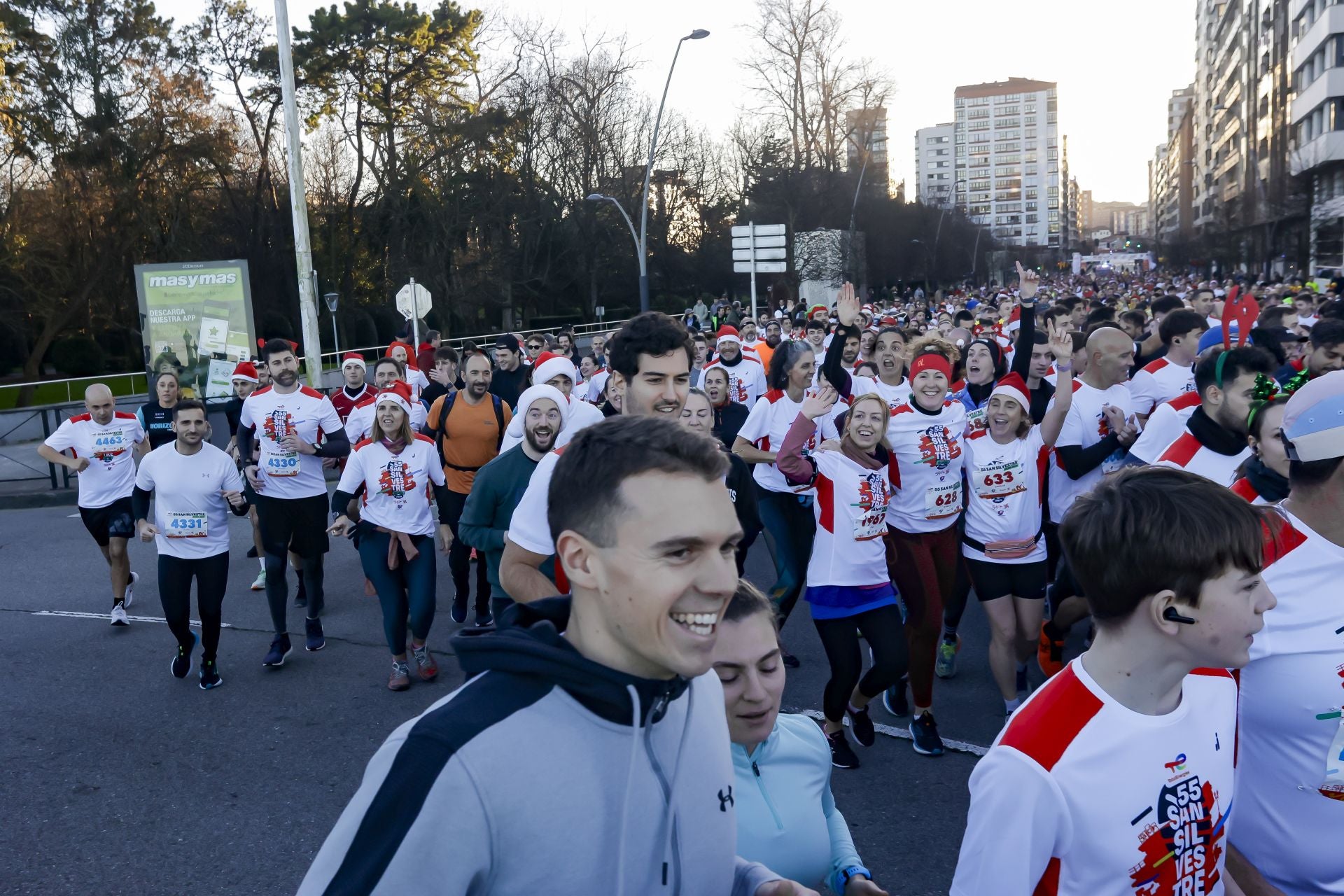 La San Silvestre vuela por las calles de Gijón