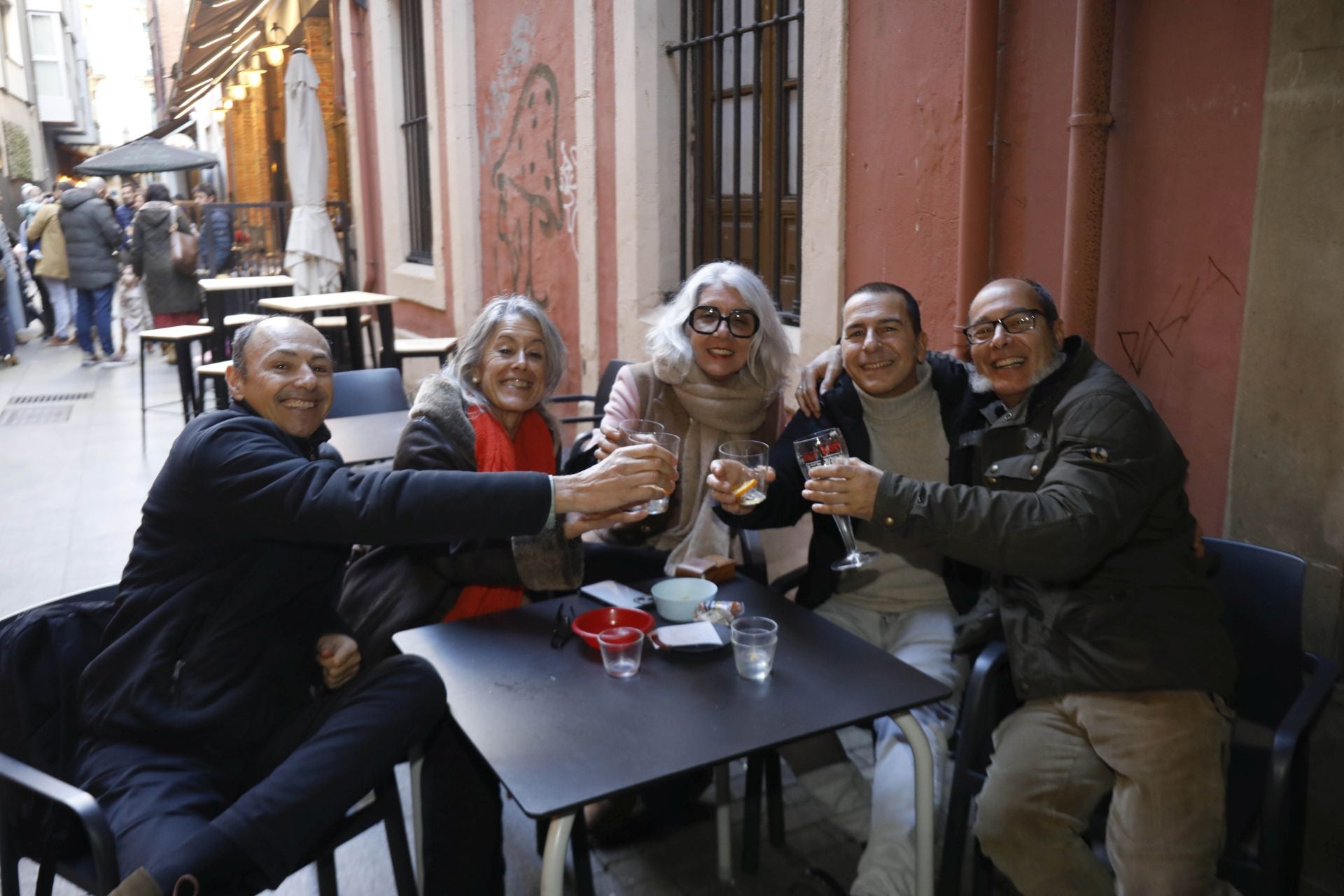 Asturias, de terraceo para brindar por el nuevo año