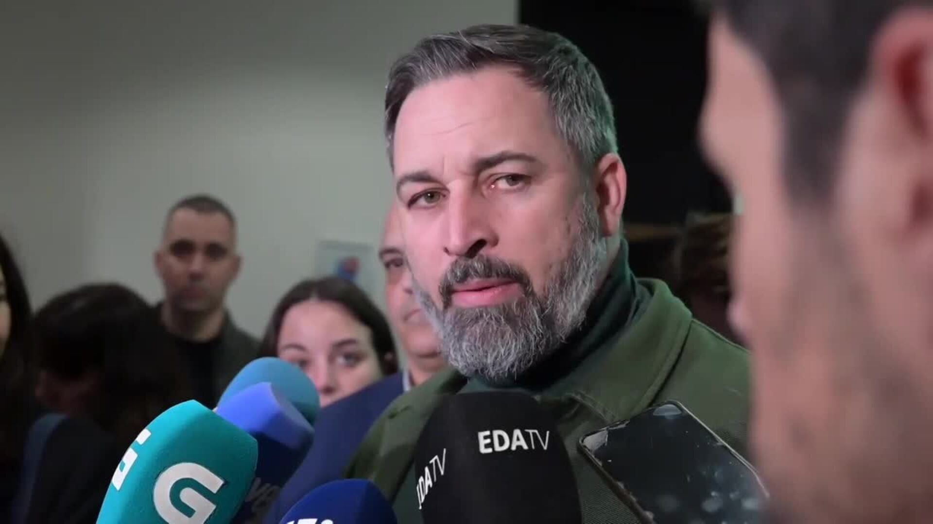 Abascal pide apoyar a Vox para "poner el cascabel" al PP y "cambien muchas cosas" en Galicia