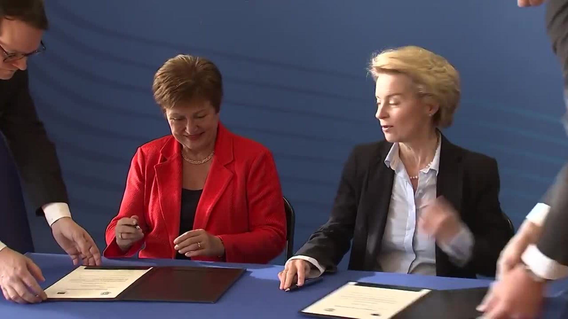 El FMI revisa al alza el crecimiento mundial por el vigor de EEUU | El ...