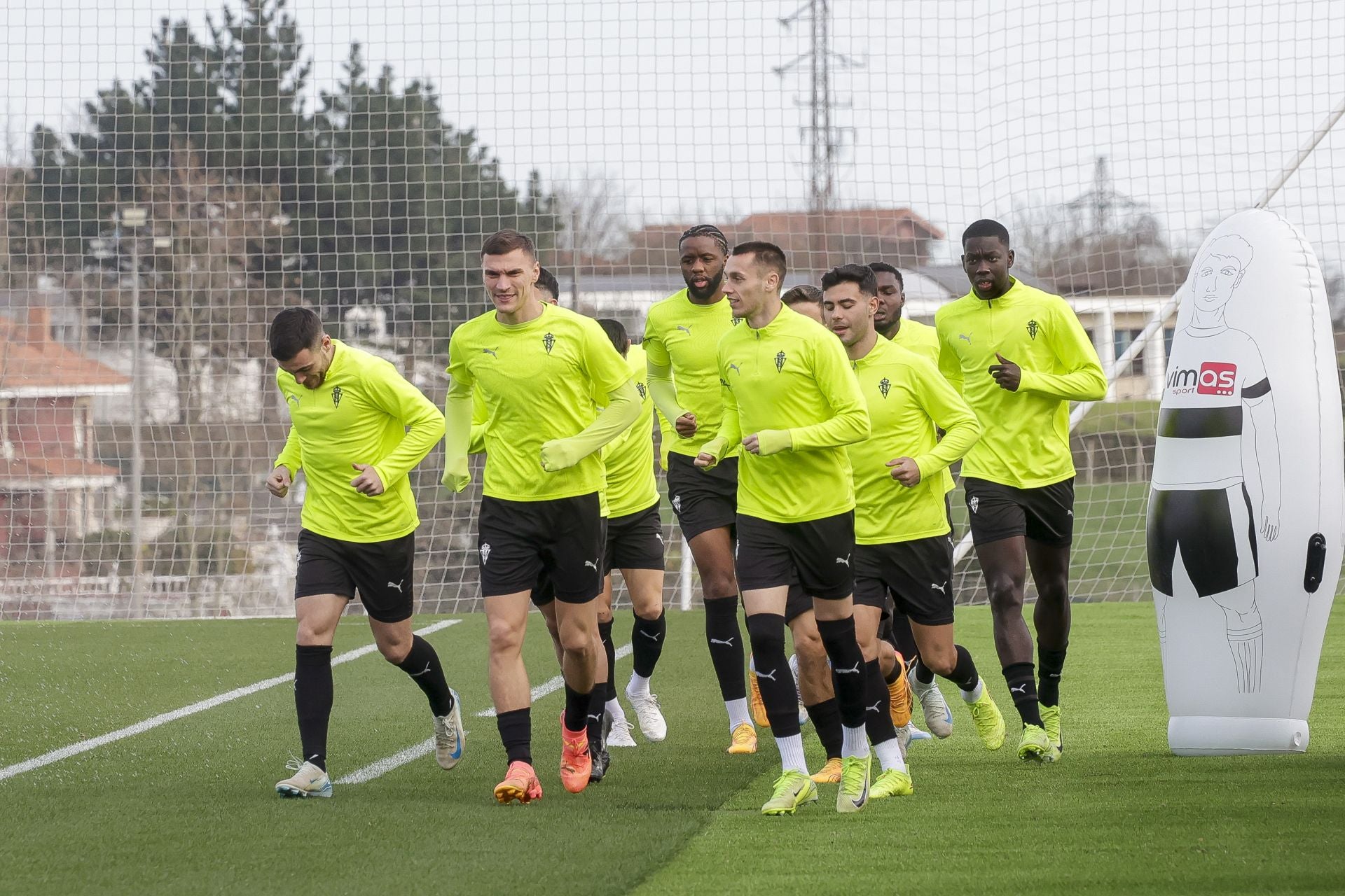 Entrenamiento del Sporting (02/01/2025)