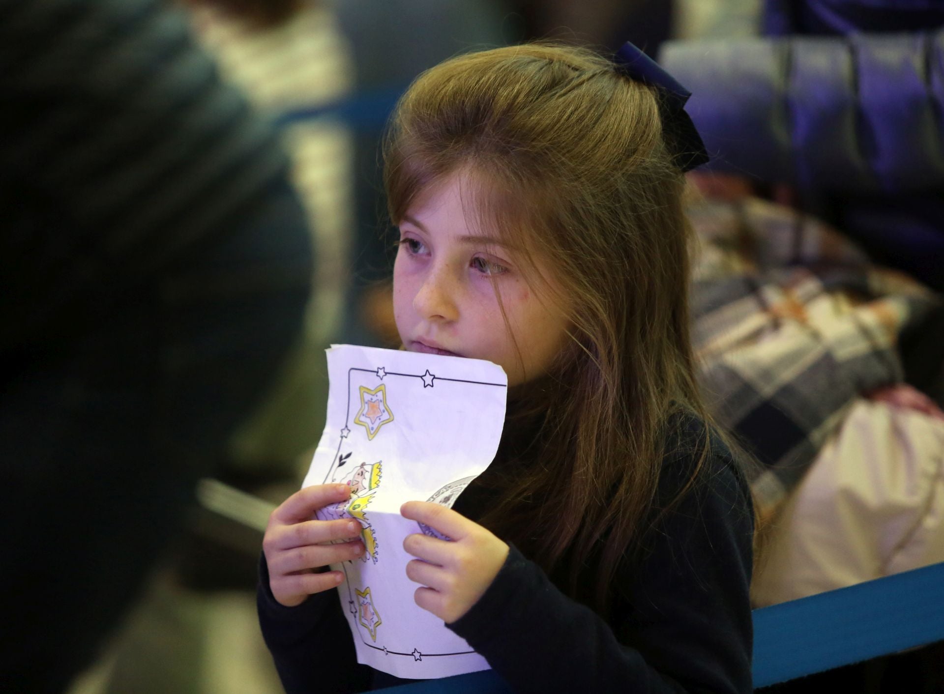 Cartas en mano y con una ilusión desbordante: así ha sido la recepción de los Reyes Magos a los niños de Oviedo