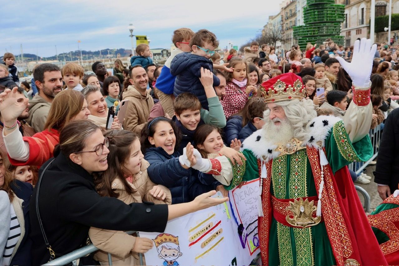 Las imágenes de la llegada de los Reyes Magos a Gijón