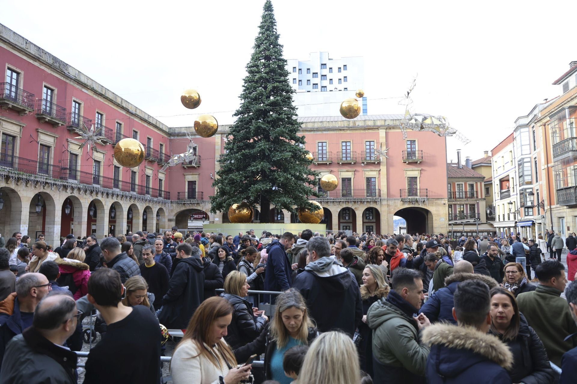 Las imágenes de la llegada de los Reyes Magos a Gijón