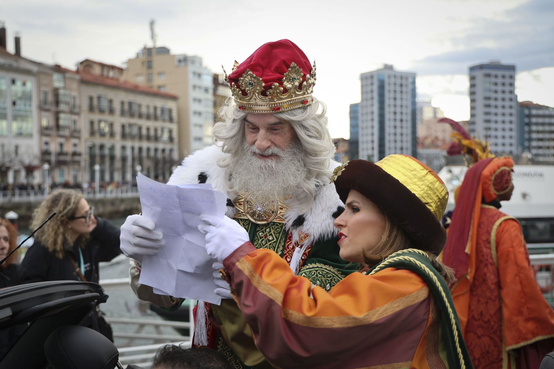 Las imágenes de la llegada de los Reyes Magos a Gijón