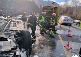 Cinco personas resultaron heridas el lunes 6 en un accidente de tráfico a la altura del 'bypass' de la la AP-66.