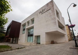 Centro Culturla Valey de Castrillón, en Piedras Blancas.