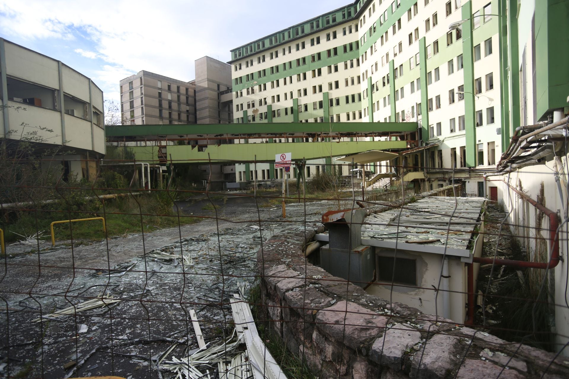 El viejo HUCA, un imán para los saqueadores