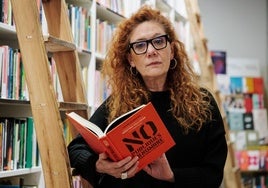 La periodista y escritora Cristina Fallarás presenta hoy su libro en el Antiguo Instituto.