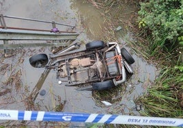 A finales de octubre falleció un hombre tras precipitarse con su coche desde un puente al río en Parres.