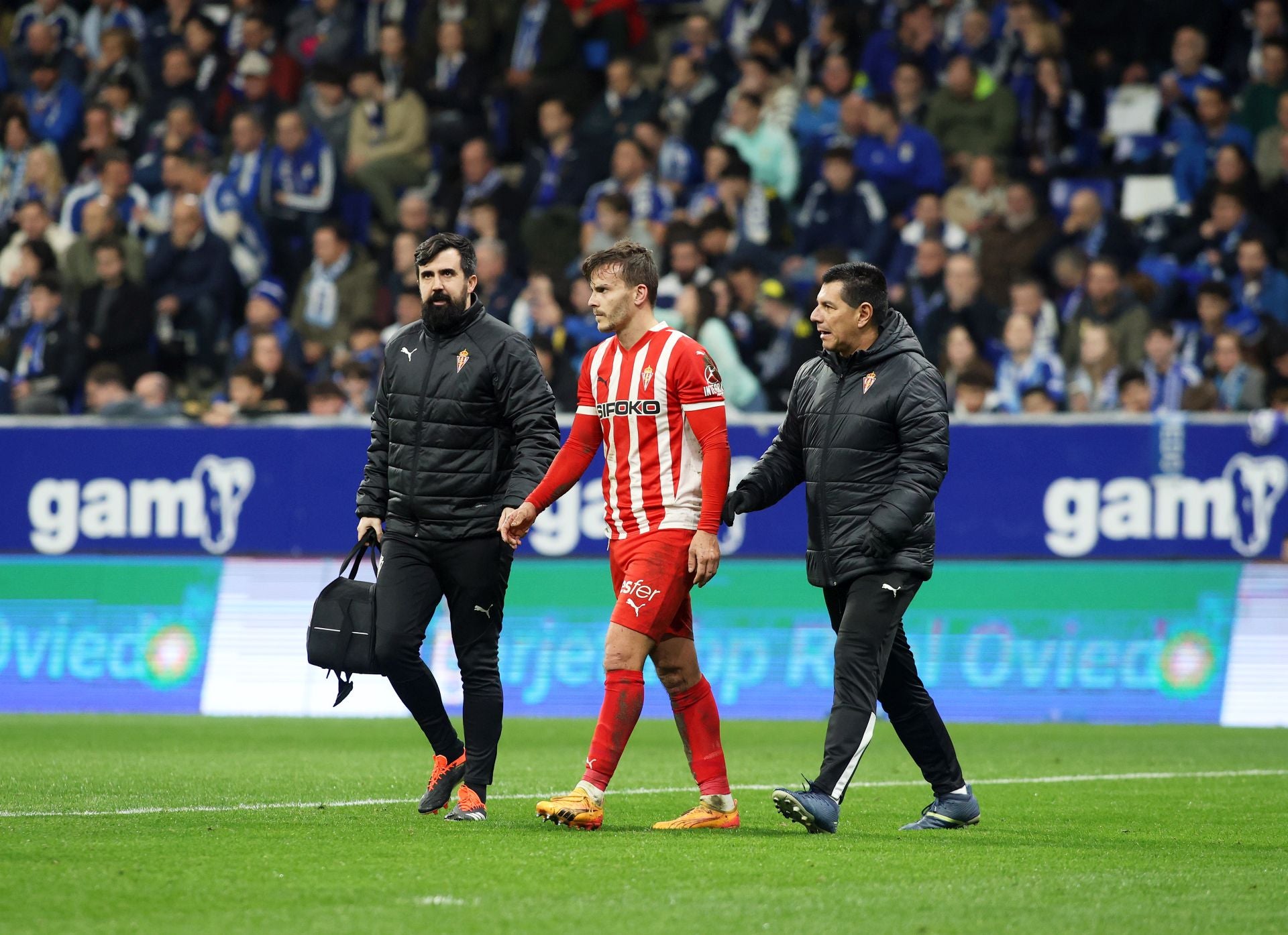 Las mejores imágenes del Real Oviedo - Sporting de Gijón