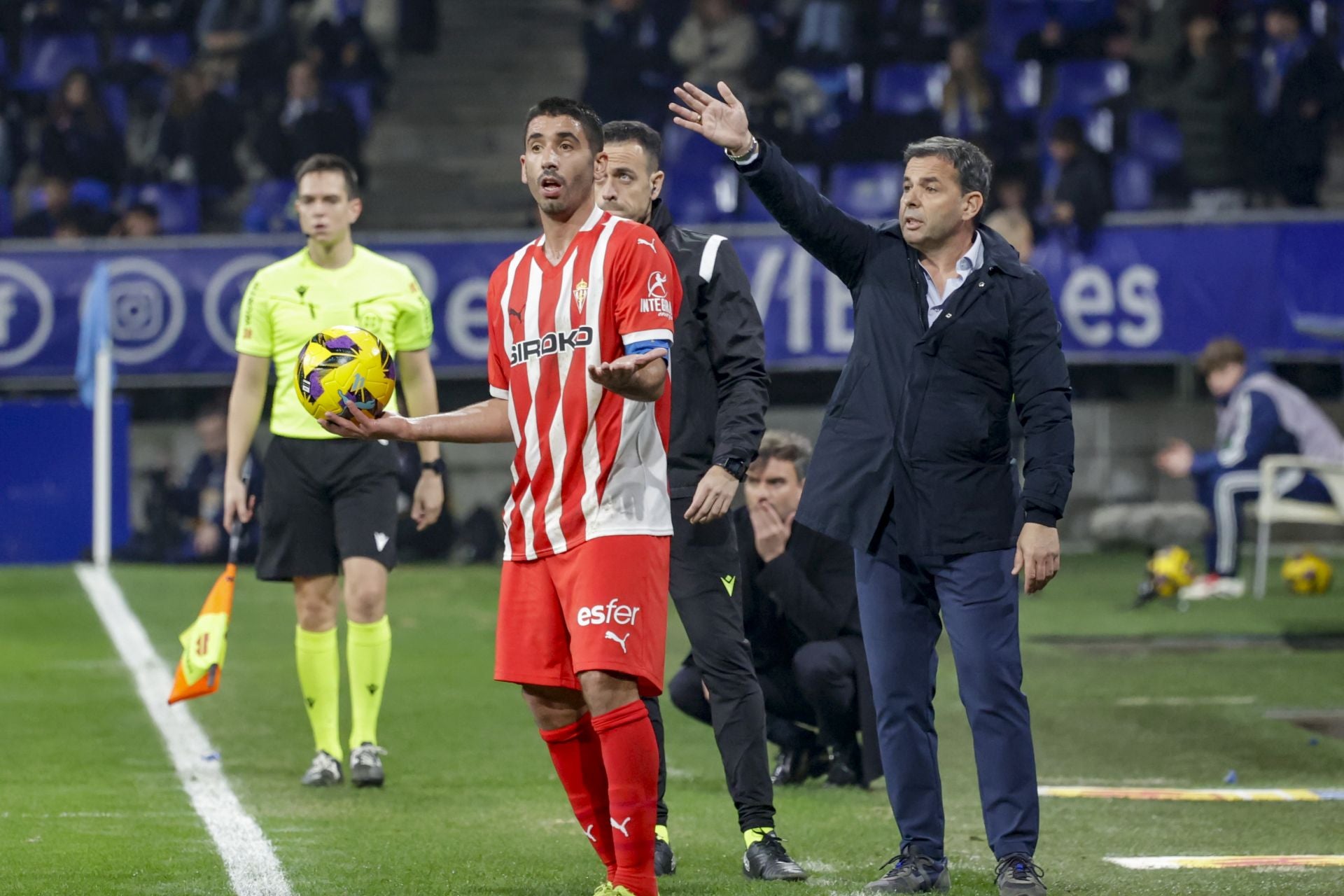 Las mejores imágenes del Real Oviedo - Sporting de Gijón