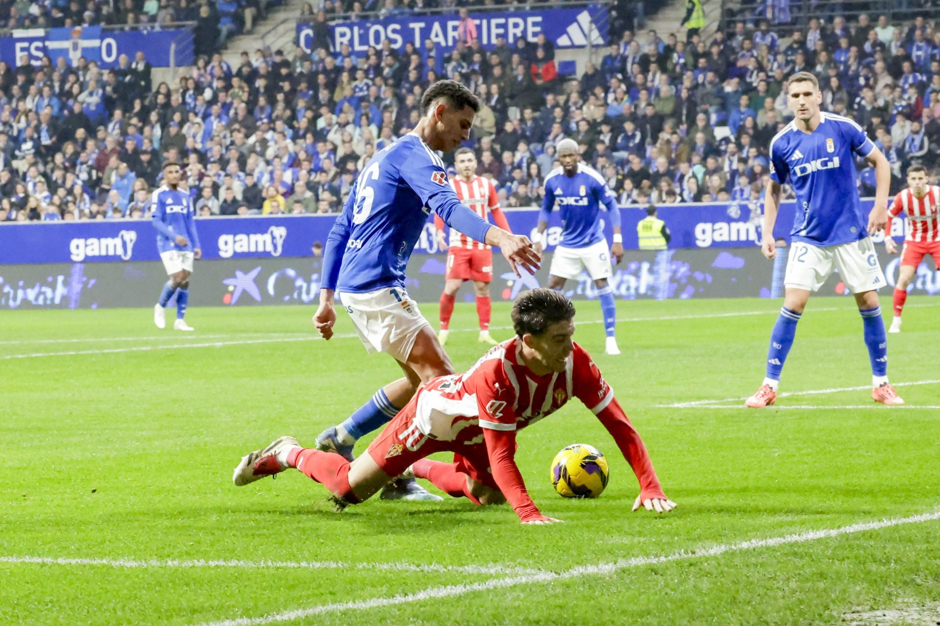 Las mejores imágenes del Real Oviedo - Sporting de Gijón