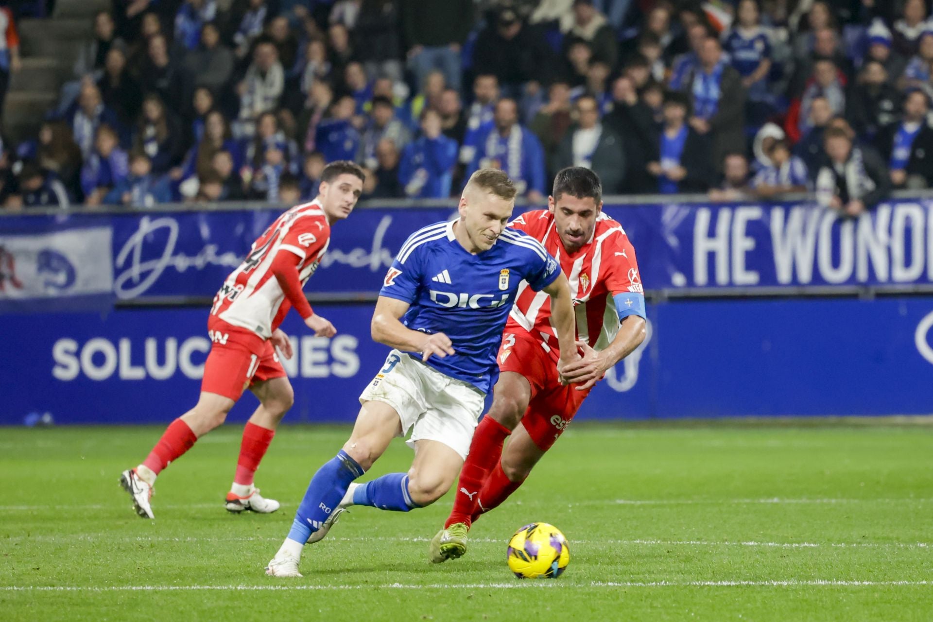 Las mejores imágenes del Real Oviedo - Sporting de Gijón