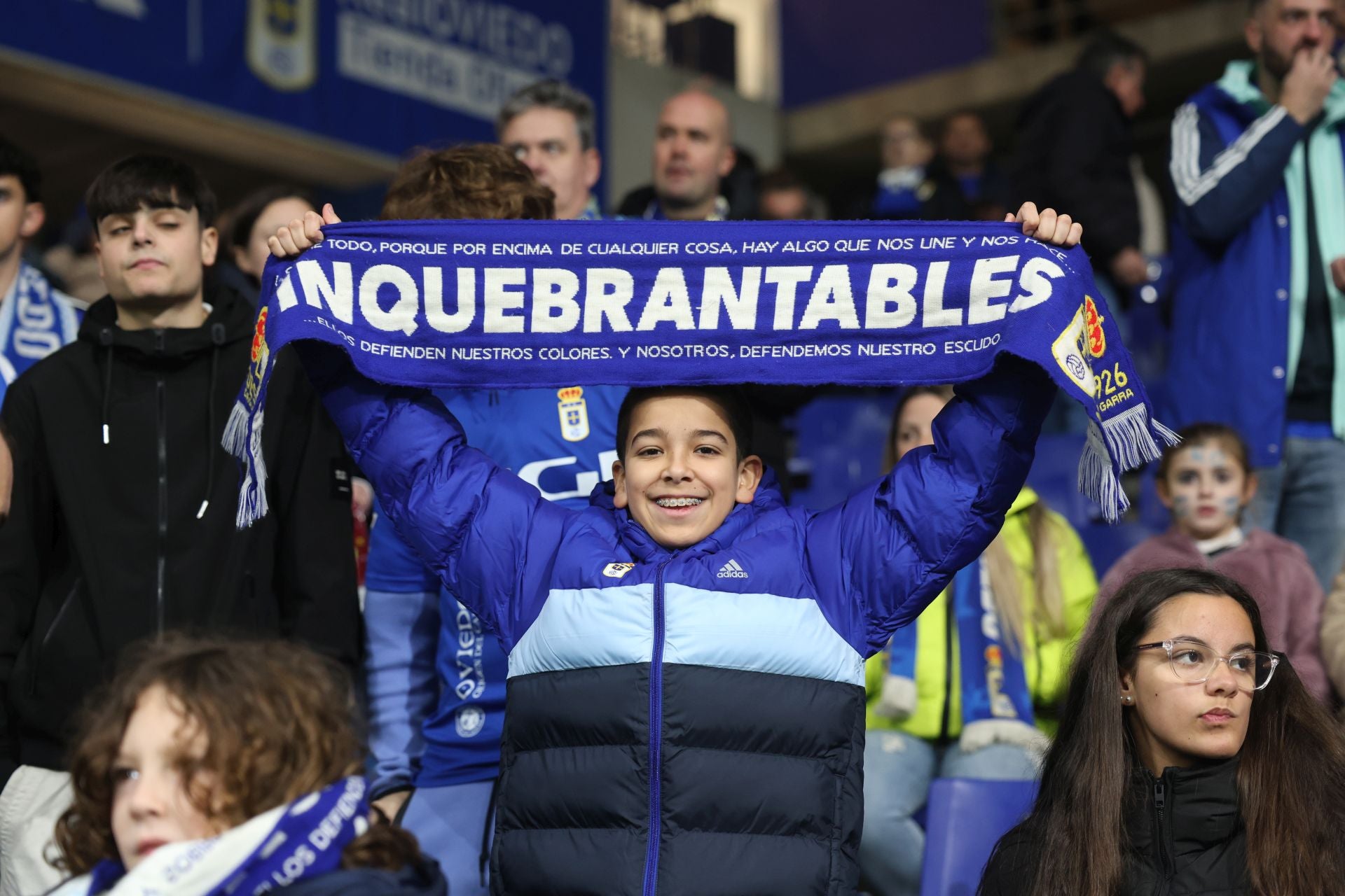 ¿Estuviste viendo el Real Oviedo - Sporting de Gijón? ¡Búscate en las fotos del Tartiere!