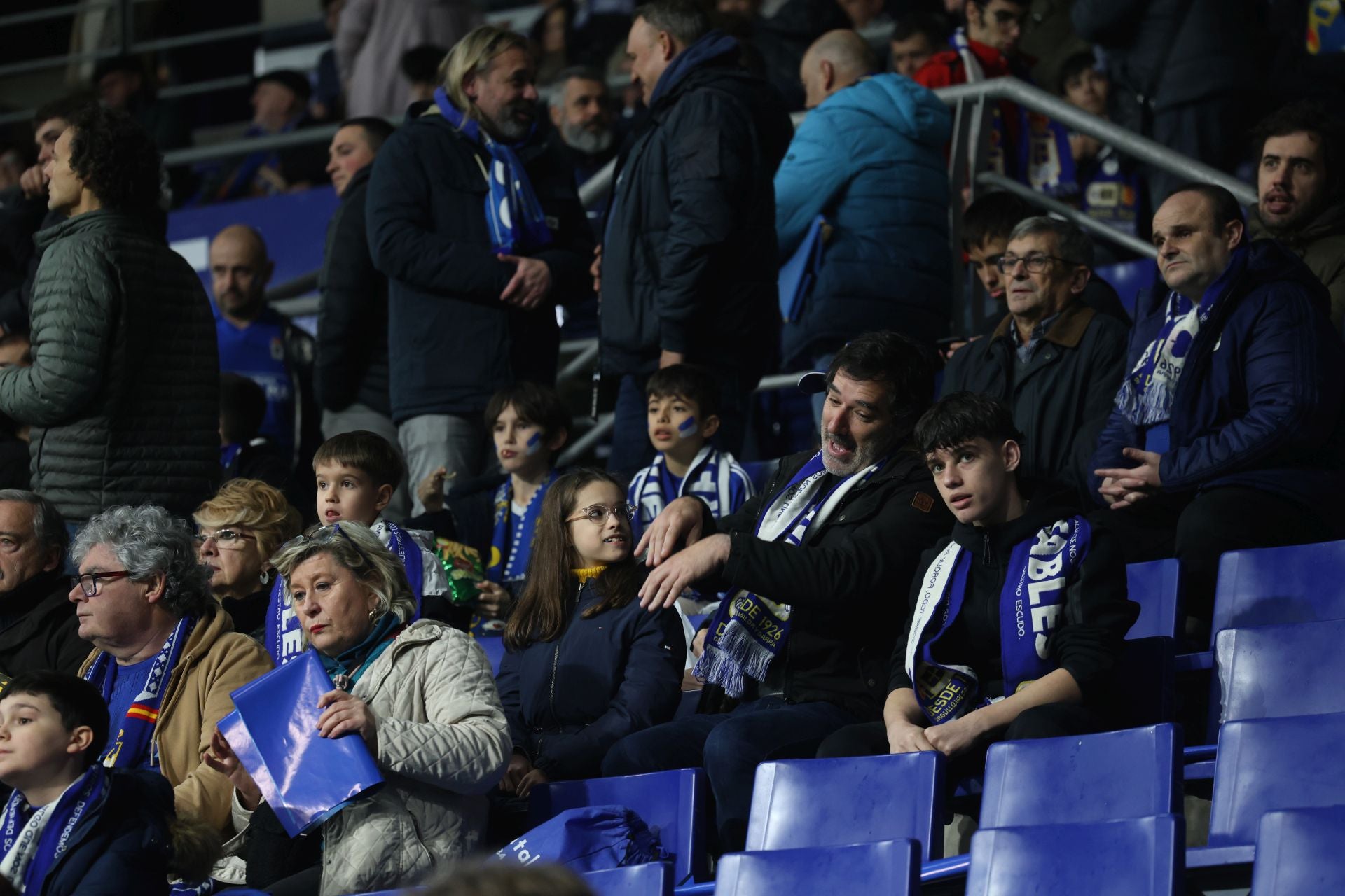 ¿Estuviste viendo el Real Oviedo - Sporting de Gijón? ¡Búscate en las fotos del Tartiere!