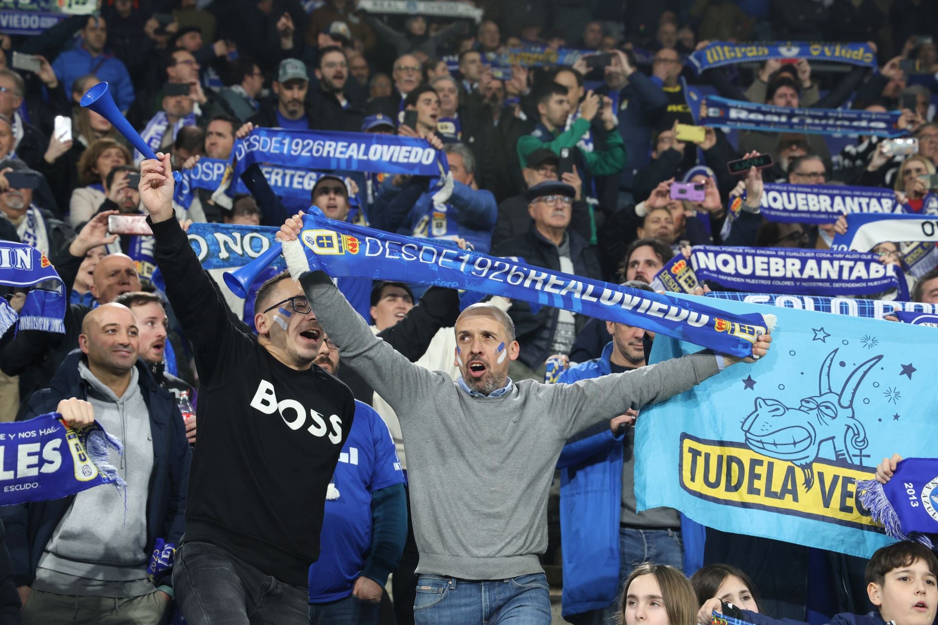 ¿Estuviste viendo el Real Oviedo - Sporting de Gijón? ¡Búscate en las fotos del Tartiere!