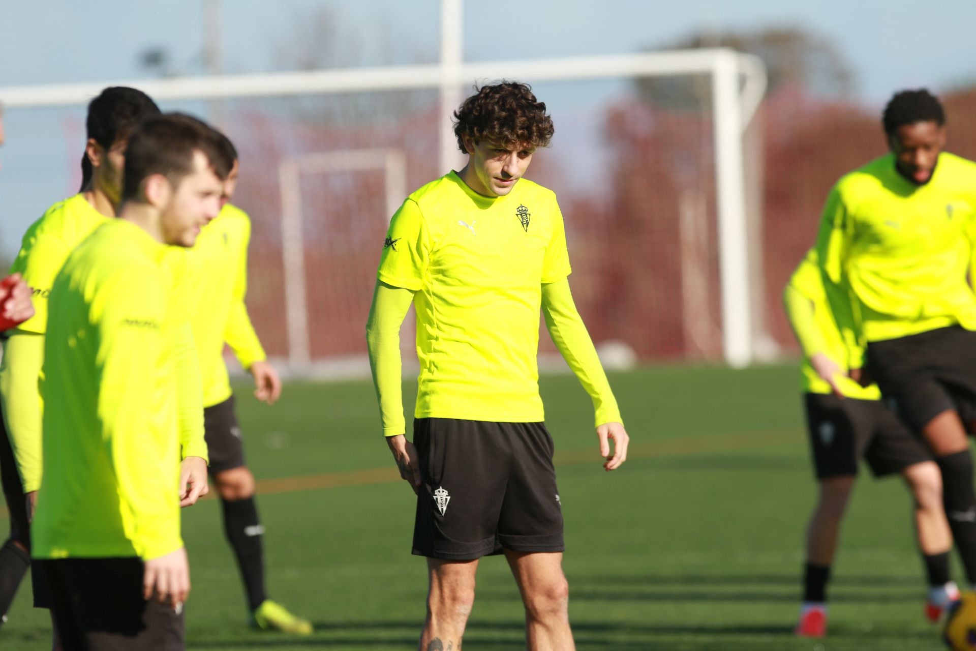 El Sporting de Gijón vuelve a entrenar tras el derbi