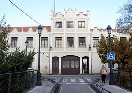 La fábrica de armas de Trubia, en Oviedo, donde se fabrica el Vehículo de Combate sobre Ruedas (VCR) 8x8 Dragón.