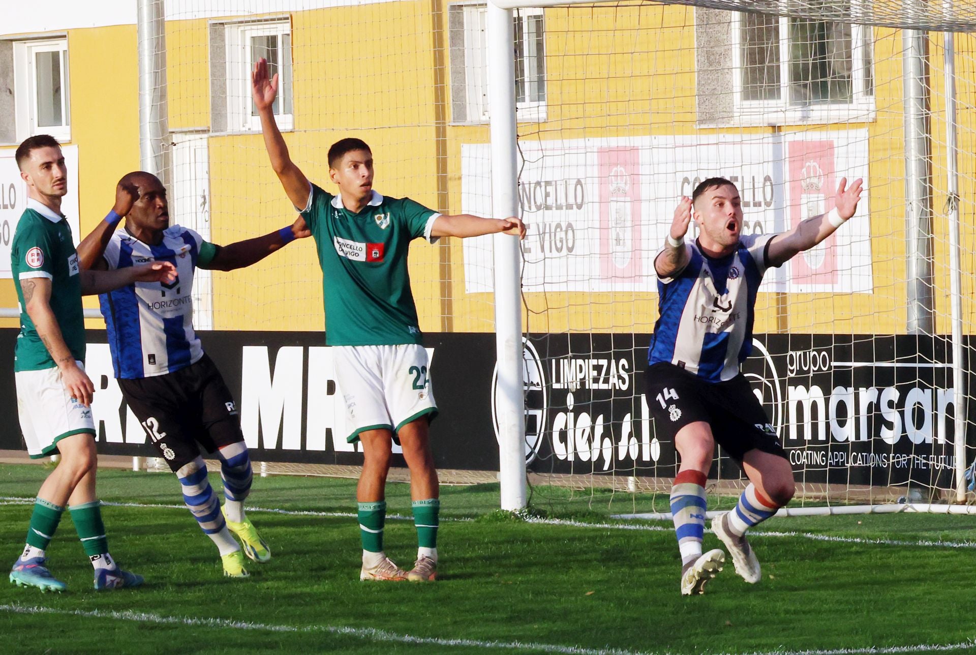 Coruxo 2 -2 Real Avilés, en imágenes