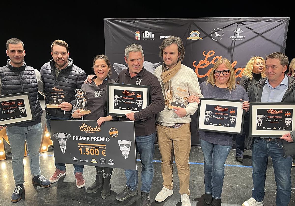 Los premiados del tercer concurso nacional de callos, anoche, en Pola de Lena.