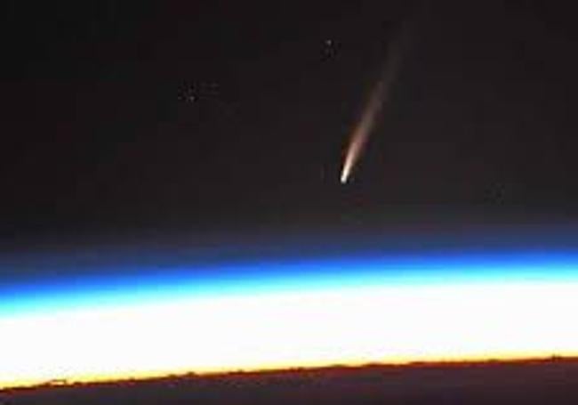 El cometa Atlas C/2024 G3, tomado por el astronauta Don Pettit desde la ISS.