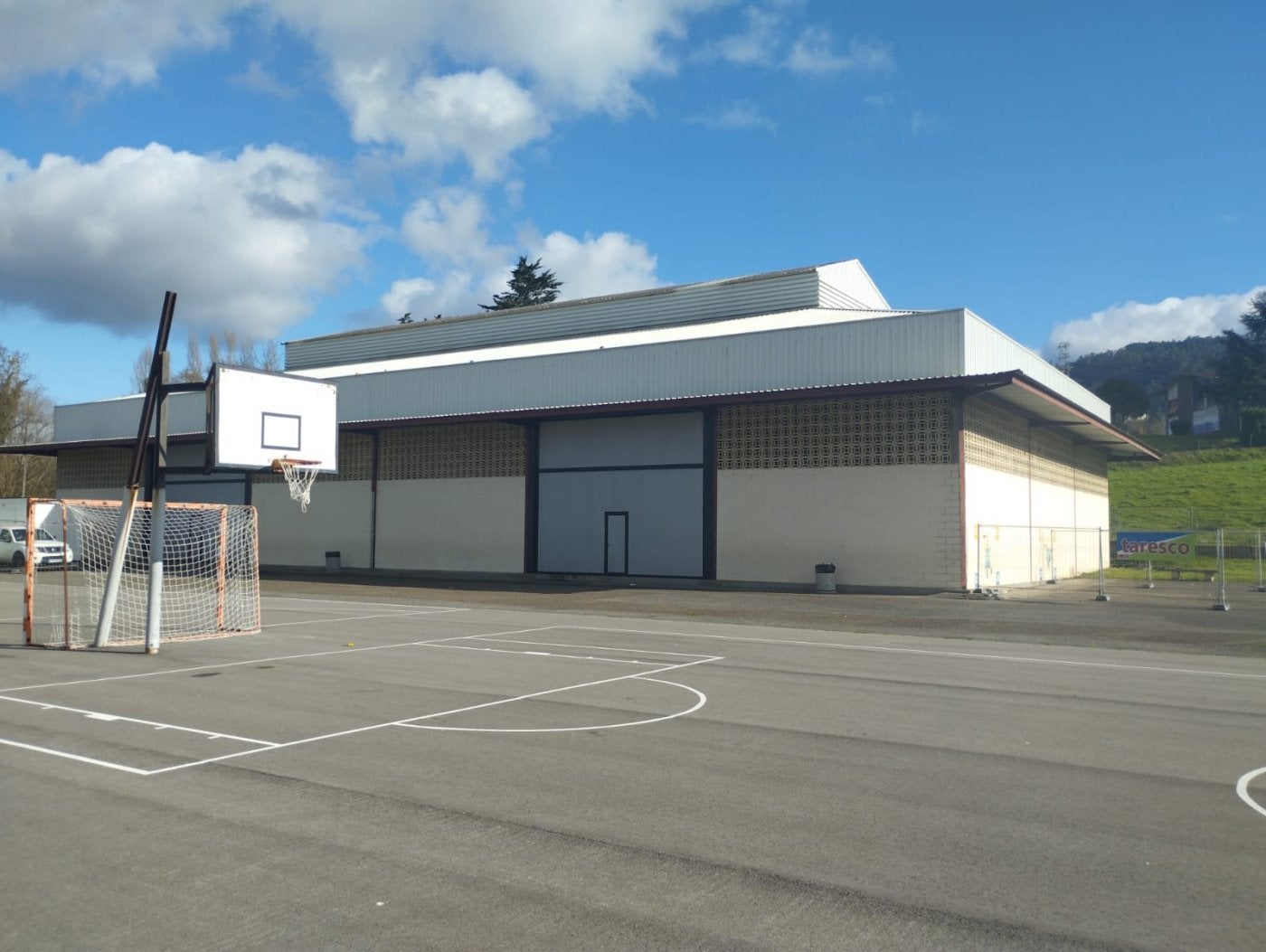 Polideportivo del colegio público Maliayo, en Villaviciosa.